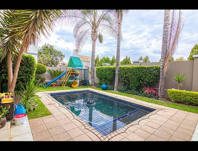 4 BEDROOM HOUSE TO LET IN BROADACRES